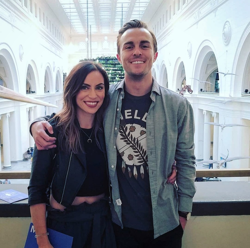 Meet your Posher, Hunter